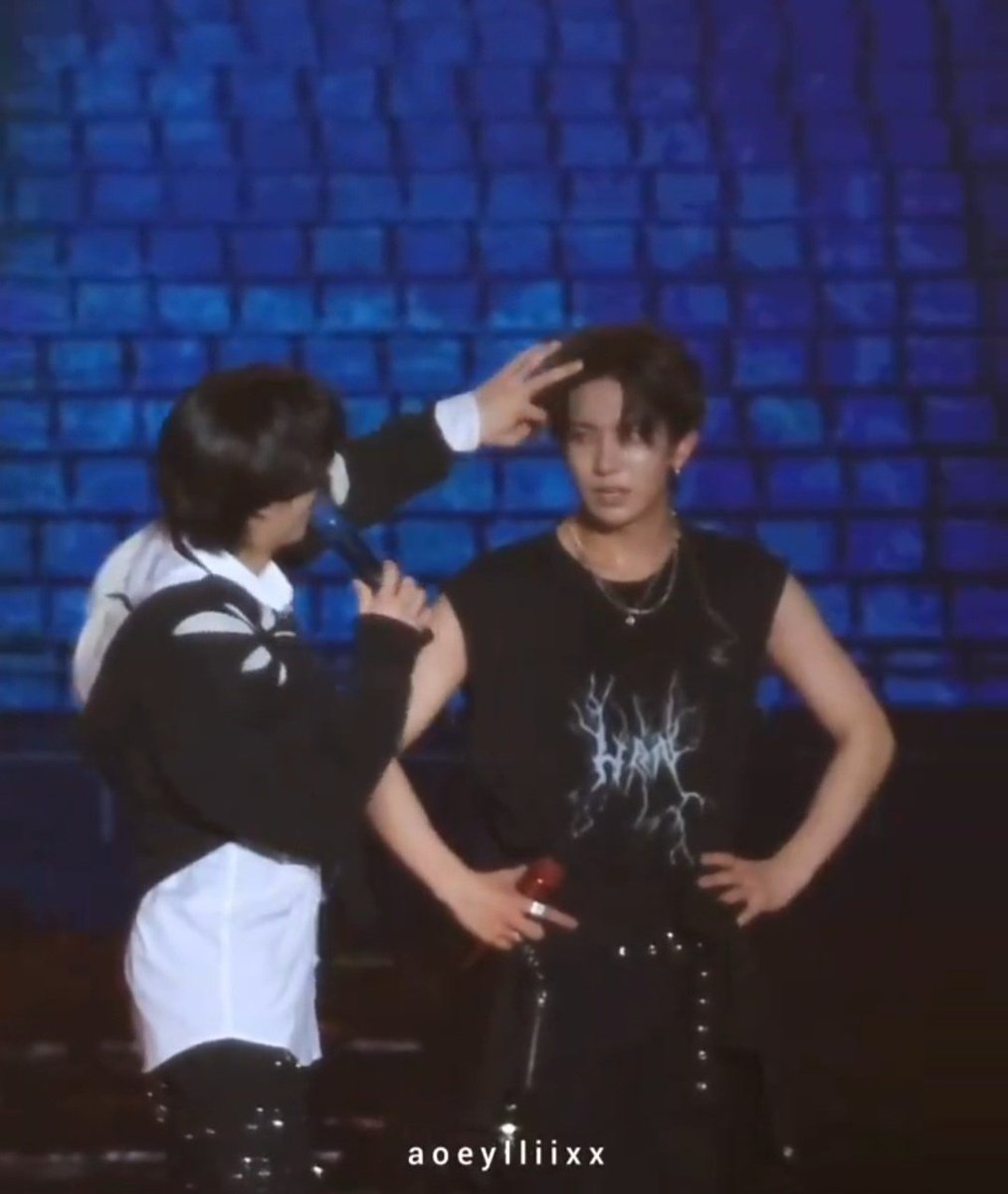 HSNGLOUVRE's tweet image. how to take care of heeseung 
                —a guide by jake ;