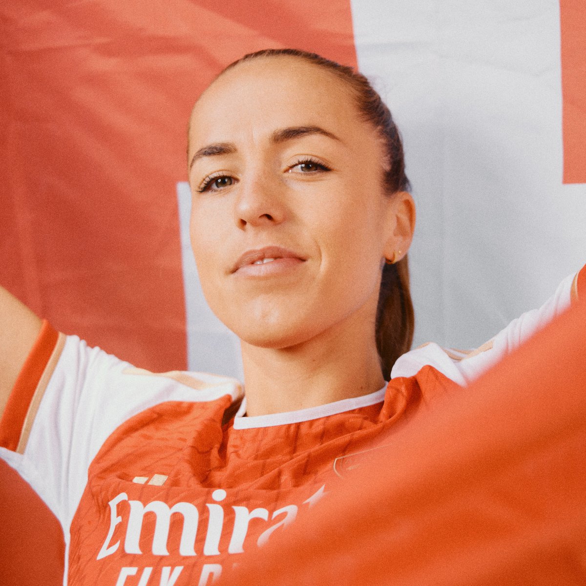 ArsenalWFC's tweet photo. Swiss Footballer of the Year 🏆

We're so proud, @liawaelti ❤️