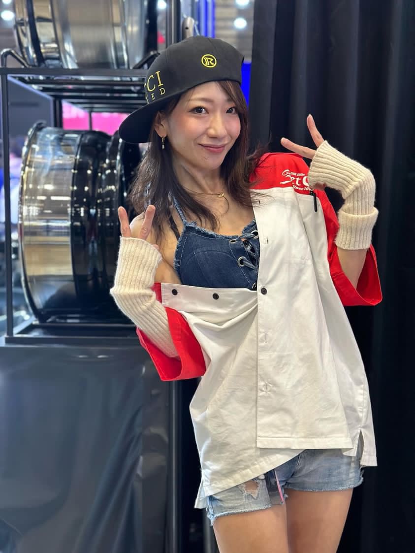 airihaaaan's tweet image. 今回お世話になったJetcityさんのYouTube、吉村も出演する予定なので登録して待っててね✌️❤️

吉村愛梨ちゃん❣️ #jetcity #キャンギャル #モデル #車好きと繋がりたい #車好き #カスタムカー #アメ車 #車屋 #あいりはん ... youtube.com/shorts/u89FYRQ… @YouTubeより

@JetCity_ 

#TAS2024