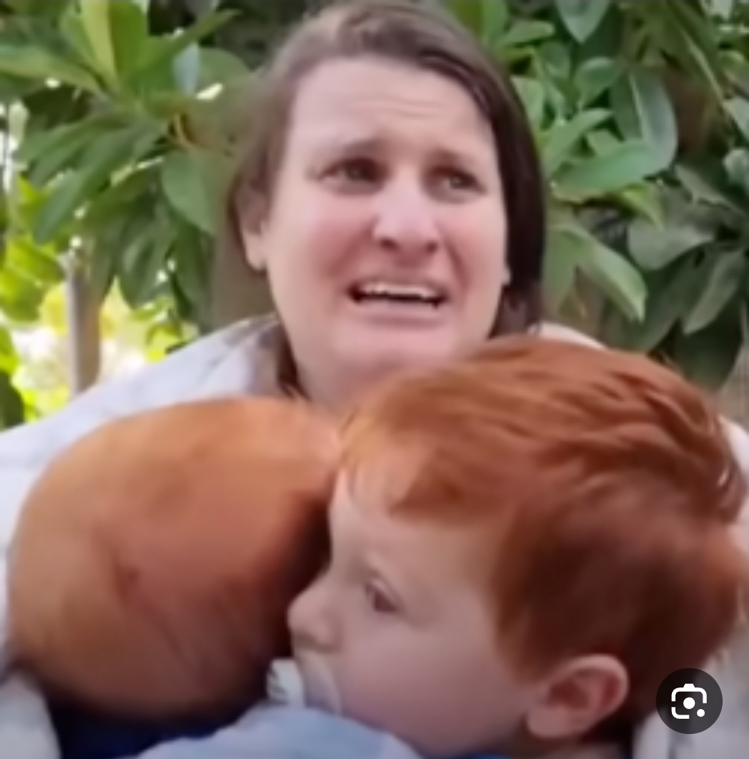 igalmosko's tweet image. שלום עזתים.
תיכף תחזרו לבתיכם ותגלו שהם חרבו לגמרי. אתם תספקו כפיים בייאוש ותזעקו מרה &quot;למה&quot;?
ובכן הביטו בתמונה למטה: זה למה.
בגלל כפיר ואריאל ושירי ביבס, בגלל  התינוקות התאומים גיא ורועי ברדיצ&apos;בסקי שהוריהם נרצחו, בגלל הילדים שנכפתו ונשרפו בבארי. כשבניכם הגיבורים סיימו לאנוס…