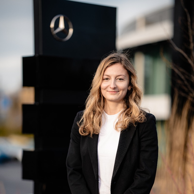 IronDames_'s tweet photo. 📢 ANNOUNCEMENT 📢
 
@DorianePin has officially joined the esteemed ranks of @MercedesAMGF1 as a member of their Junior Programme and will represent the team in F1 Academy for 2024 with the support of the @PREMA_Team!

#Mercedes #F1Academy #IronDames