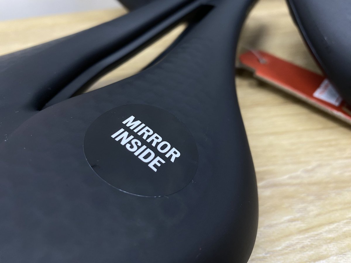 suzupower_kita's tweet image. PowerExpertWith Mirror
143.155mmいずれも在庫ございます！！

坐骨部分にのみMirrorテクノロジーをインサートする事で、コストダウンされながらも快適性は保たれております！

泥や砂利が入りにくいのもいいポイントです

#specialized #power #saddle