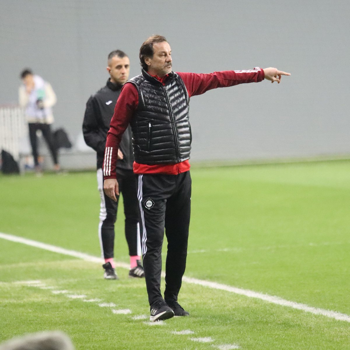 Altay teknik direktörü Yusuf Şimşek, İzmir ekibinde mucizeyi kovalıyor ⚫️⚪️ ❌ 0-1 Boluspor ✅ 1-0 Adanaspor ✅ 2-1 Keçiörengücü ✅ 1-0 Şanlıurfaspor