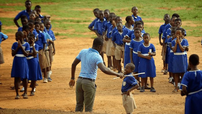 Fathers_Child's tweet photo. Imagine being whipped for forgetting that the Inter Schools Revival Conference is this Saturday 20th Jan 2024 at the Millennium Park former known as KCCA Grounds Lugogo..
Gates Open 10am - 5pm | Free Entry
#InterSchoolsRevival
#Bring10Friends https://t.co/786FqqDRWJ
