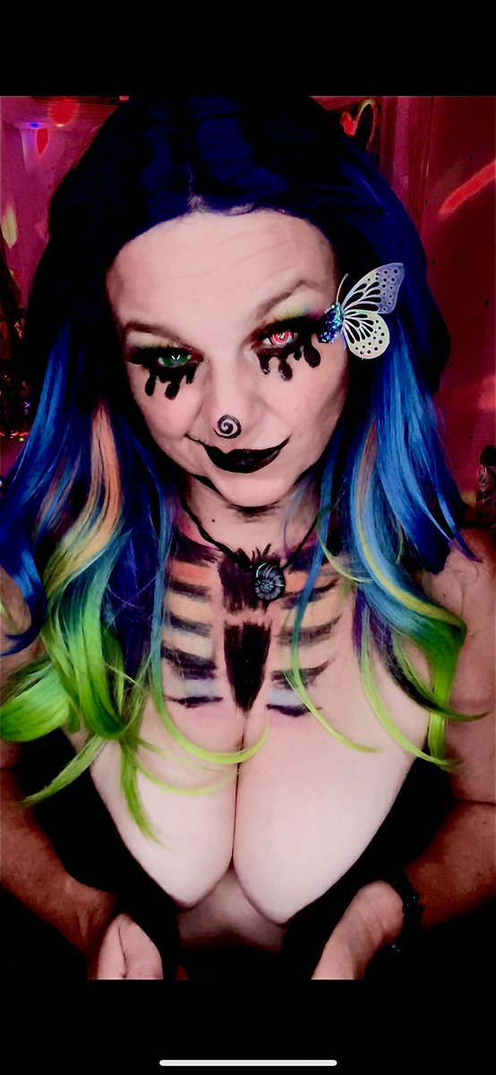 kaylaclysm's tweet photo. Want to play a little game of see what I’m hiding? ——> https://t.co/N2LCRiyrOl 
#onlyfans #onlyfanscreator #OFmodel #OF #onlyfansmodel #fantasy #fantasyart #art #artist #bodyart #bodyartist #playtime #playwithme #dcup #nsfw #cosplay #cosplayboobs #cosplaytitties #titties #tatas https://t.co/dfKKgnzJBH
