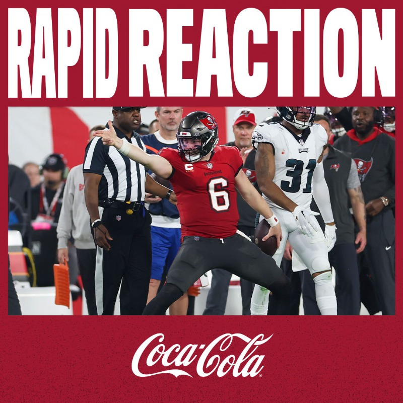 Buccaneers's tweet photo. PLAYOFF W IN THE BAY 🌴