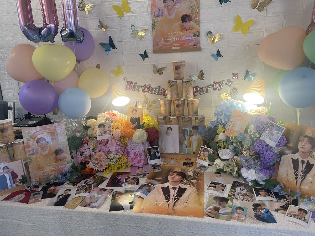 17_dobby's tweet photo. 출근전에 갑자기 삘받아서 후다닥 준비해서 갔다온 승관이 생카🧡 예정에도없이 갔는데 럭키(?) 당첨되서 명찰도 받아땅ㅎㅎ우리 뿌 생일축하해🧡

#13명의_요정을_찾아서
#My_Lovely_Flower_Dream
#나의_사랑스런_꿈의요정 https://t.co/lhYz8xSH4z