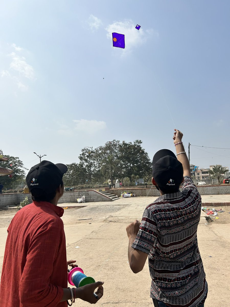 Ravicharan29's tweet photo. Happy to be a part of Algorand π..
Enjoyed a lot at peopleβs plaza #AlgorandKiteFestival #AlgorandFlyingHigh #Hyderabad #kitefestival #Sankranthi2024
@Algo_Bharat @AkashMallareddy @niikkhhiil @anil_vikasa @mohita_algo https://t.co/UyLZc89rWB