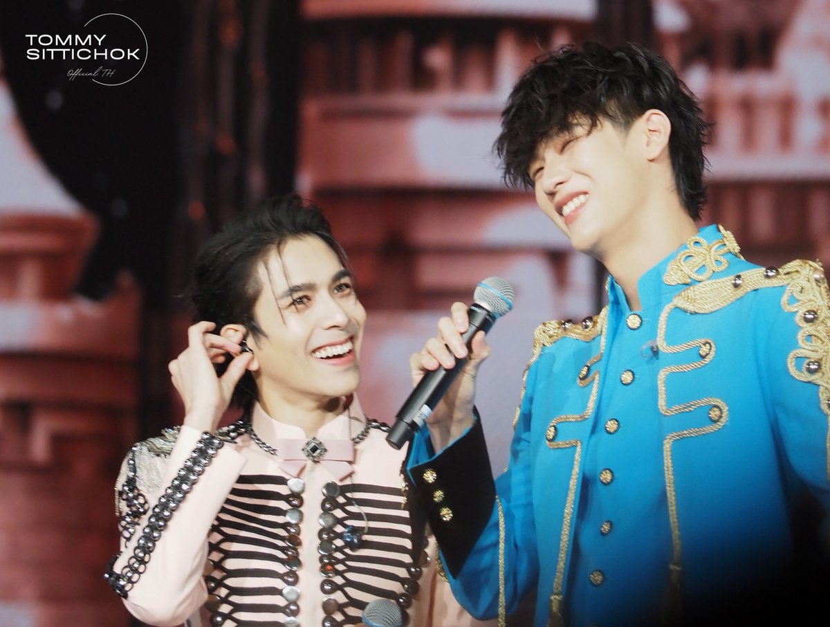 TommyOfficialTH's tweet image. กลับมายืนข้างกันแล้วนะคะ  😊

#Mii2Comebackแล้วเด้อ
#Mii2JMTM5thAnniversary
#Mii2
#tommysittichok #จมอ่านว่าจอมอ