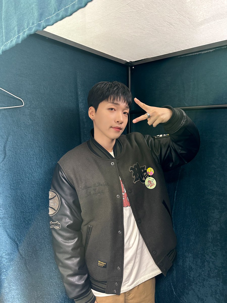 jeongsewoon_twt's tweet photo. 📸 2024.01.16 arirangTV After School Club

세운이잘생겼어 완전 정복으로
5개국어에 한 걸음 더 가까워진 ASC 🥰
제일 전문적으로 배운 땐.스. 답게
완벽한 댄스 메들리까지 알찼다 🌰🍀

#정세운 #JEONGSEWOON 
#Quiz #퀴즈 https://t.co/POixIeyjGL