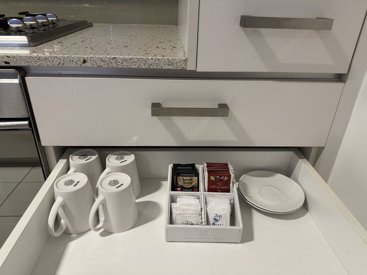 SandraGodwin_'s tweet photo. To be fair, it’s a serviced apartment but they have a statue of a naked man pouring water into a pool in the foyer so I was hoping for a good showing #biscuitfail @BiscuitCensus #Melbourne https://t.co/nOxH26rGJR