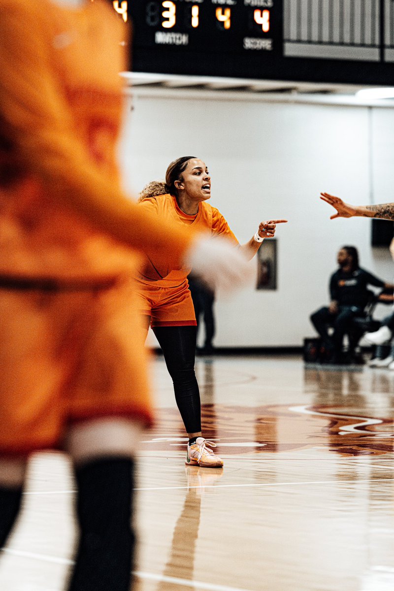 Myah Sutton 🏀 tweet media