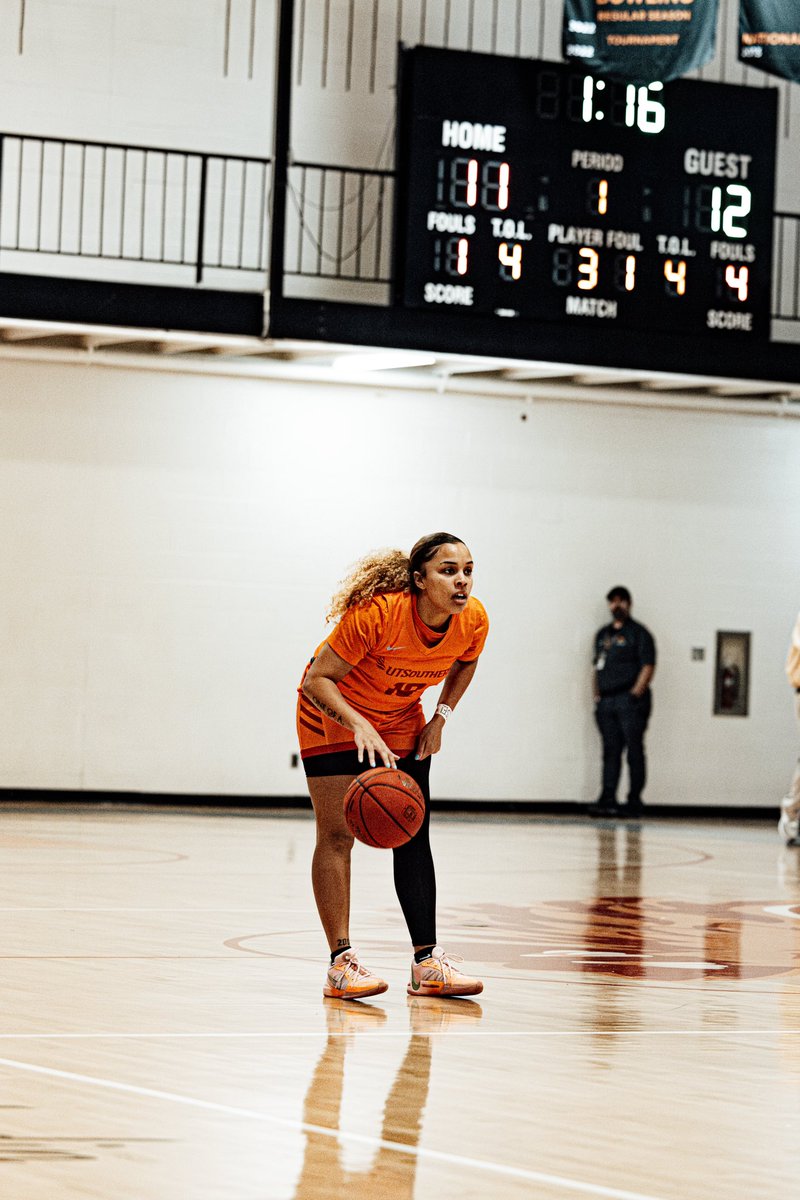 Myah Sutton 🏀 tweet media