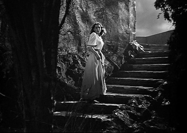 SBRadachi's tweet photo. Val Lewton’s “Isle of the Dead” (1945), starring Boris Karloff, directed by Mark Robson. https://t.co/PMdZAKjpIE