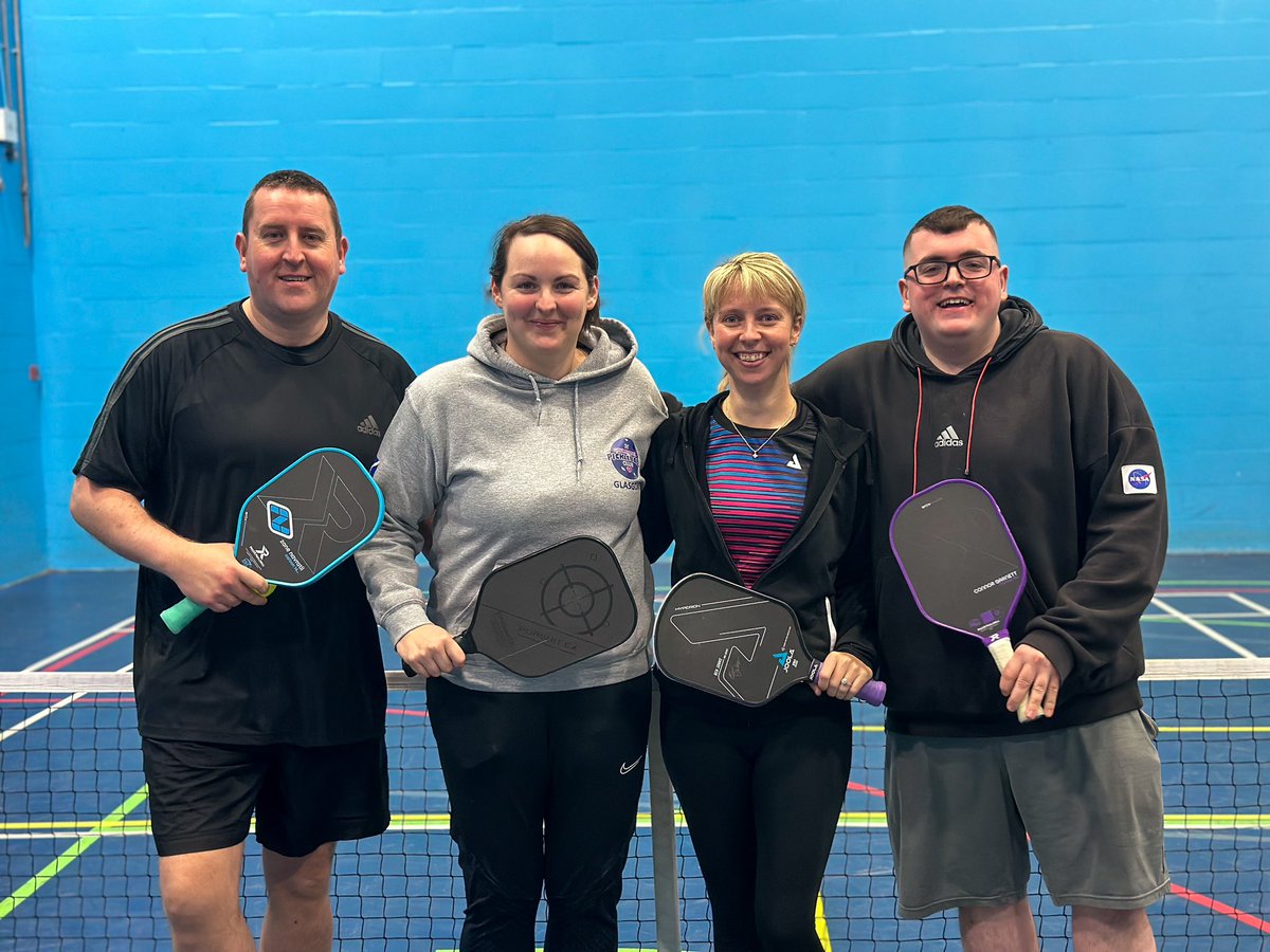 Another undefeated weekend for The Drum at the Gladiator League held in Carlisle. A great set up as usual!👏 Fantastic matches all round, we can’t wait for the next weekend of matches💪🤩

Results👇

6-0 v Northern Lights
4-2 v Border Rackets
