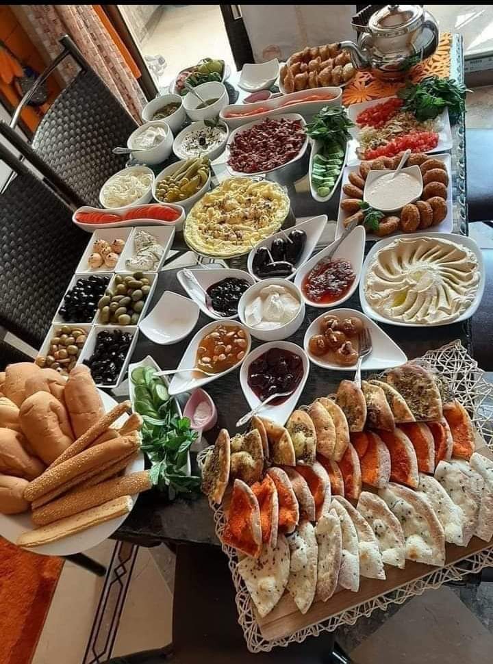 كل عام وانتم بخير🌹🐬
مسترمندوب 🍟free 🍟
مرسول🍉🍎
جاهز🦋🌼🦋
هنقرستيشن🌾🌼
#مبارك_على_الرشيدى
#سعد_الشهري