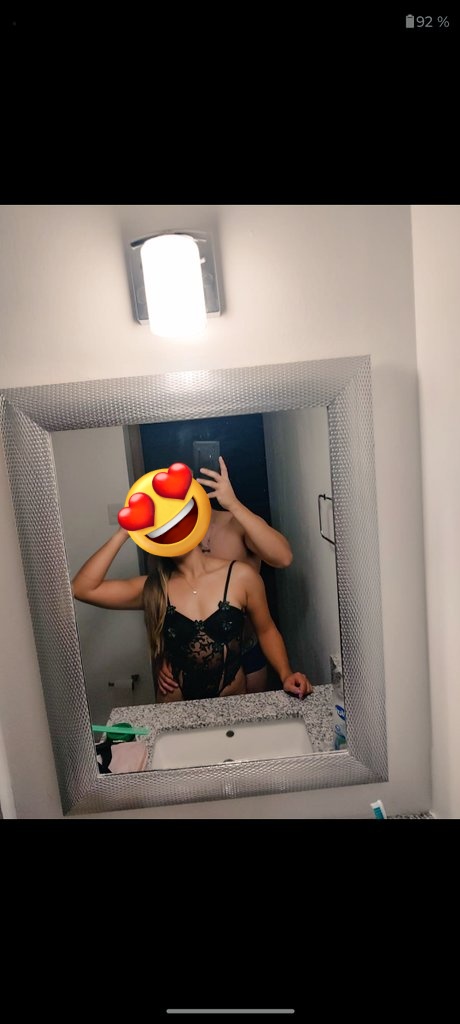 pauyerick's tweet photo. Hola a todos, alguien que nos recomiende o sepa de algún bar/lugar de ambiente swinger en Guanajuato capital
#swinger #swingergto #parejagto #hotwife. https://t.co/6XMfuL2G1D