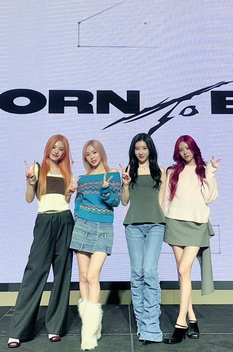 WTS OPSHAR ITZY BTB FANSIGN WM R2 (VC)

💸FIX PRICE INA

bene only / with inclu

Yeji 125 / 160
Ryu 150/ 180
Chaer 80 / 120
Yuna 80 /120

*Ryeji pair Chae/Yuna*

OT4: 575K / 425k (DP 300k)

DP 100k (ryeji) / 50k (lichaeyu) / 150k (pair)

✅ GO LINE