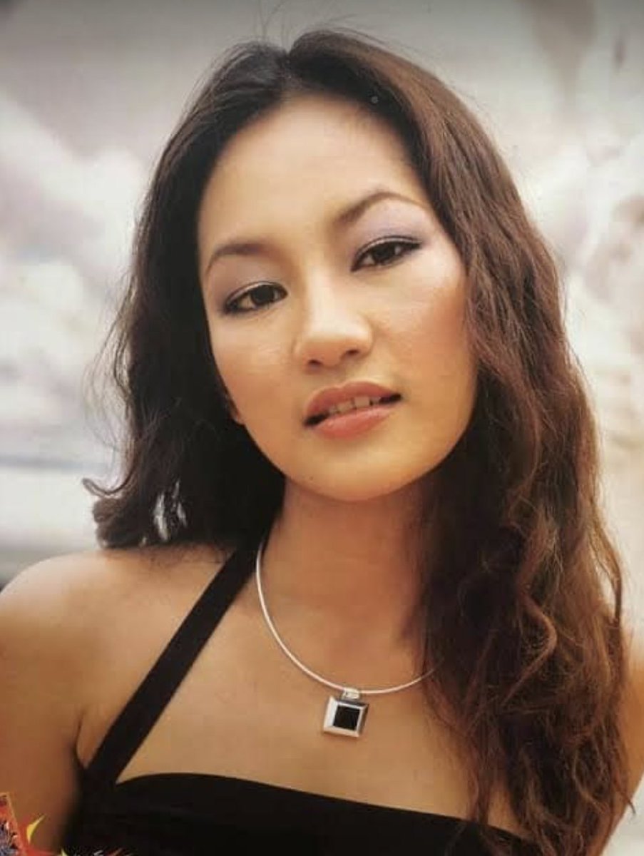 RIP. 

หญิง จุฬาลักษณ์

อดีตดาราดัง

เสียชีวิตด้วยวัย 45 ปี 

2521-2567

#หญิงจุฬาลักษณ์