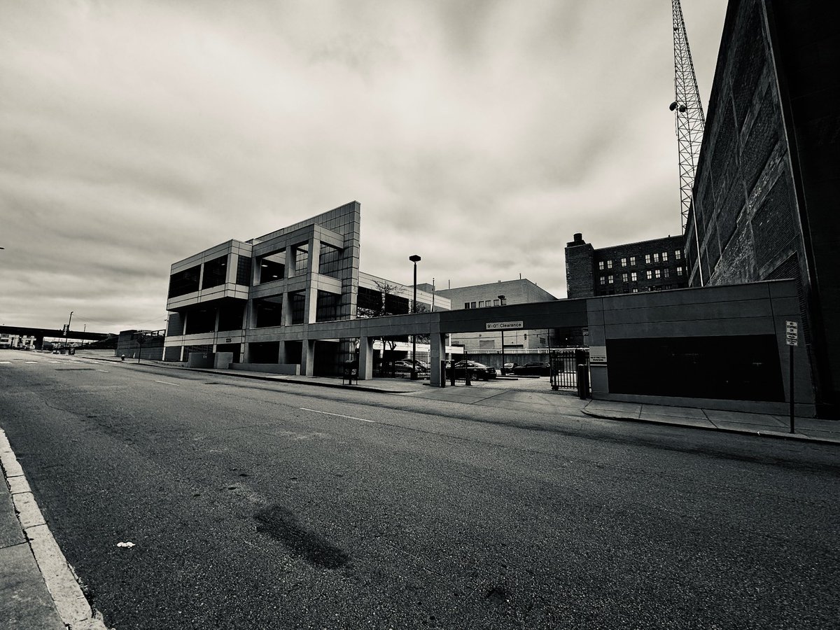 vintiga's tweet image. Spruce Street

#SpruceStreet #StLScene #StLouisScene #Dowtown #Stlouis #DowntownStLouis #WalkAbout #Outside #Photography #PhotographyIsArt #BlackAndWhite #BlackAndWhitePhotography #ShotOniPhone #iPhone #iPhone15 #iPhone15ProMax