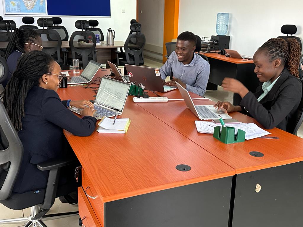 AGNESAfrica1's tweet photo. The Early Career Climate Fellowship (ECCF) Program has kicked off. Fellows have reported. What is their story? Find out here. @NLinKenya 
https://t.co/v9ridQA9LJ https://t.co/tZbg7iWoPl