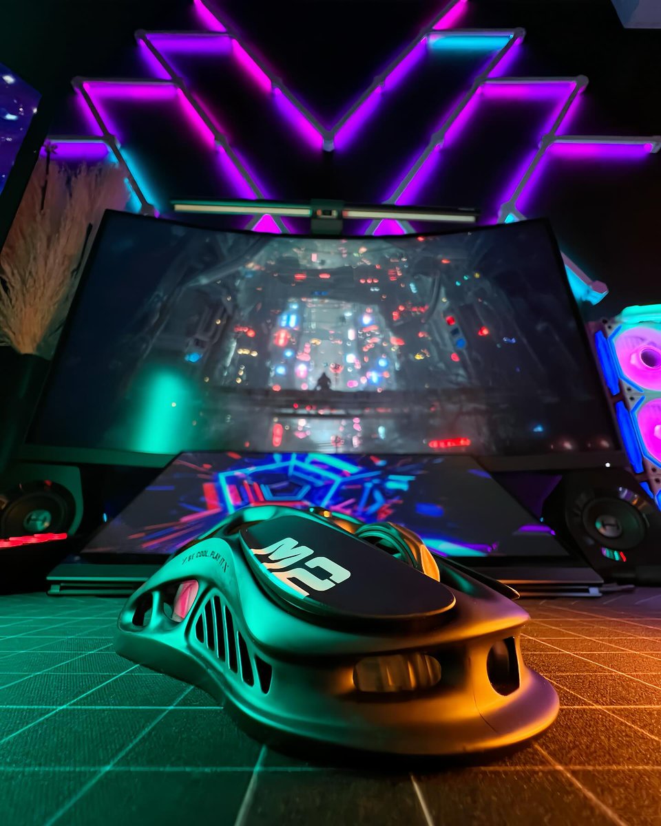 GravaStar_'s tweet photo. 🏆 Mercury Gaming Mouse Giveaway! 🔥 
Level up your gaming setup! Give away one Mercury M2 Gaming Mouse to one winner. 

How to Enter: 
✅ Follow @GravaStar_ 
✅Like &amp; Retweet
✅Tag 2 gaming friends 

🎁Giveaway ends on Jan 22nd, 23:59 PST. 

#GamingGiveaway #gravastarmouse https://t.co/V4GmpnTUuf
