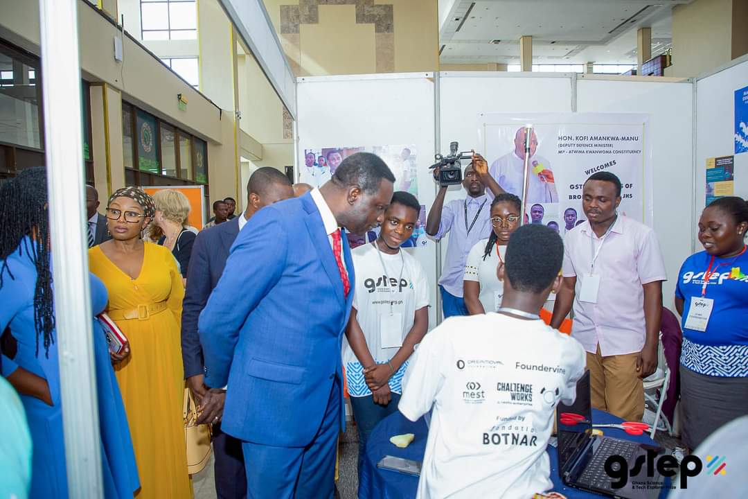 GSTEP_GH's tweet photo. The Accra International Conference Centre will come alive on Wednesday 24th January 2024,as teams from the Greater Accra,Eastern,and Ashanti regions showcase unique products for local communities.

#GSTEPExhibition #GSTEPChallenge #STEM #BeSTEMPowered https://t.co/m6DnQX8uNK