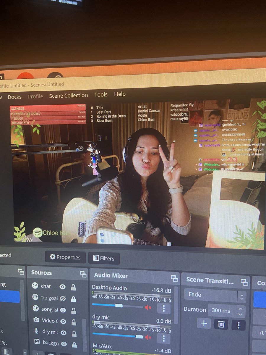 chloe 🤍 tweet media