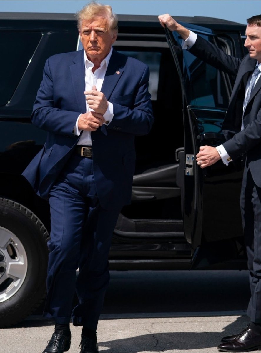 <a href="/JoeBiden/">Joe Biden</a> Meet #47