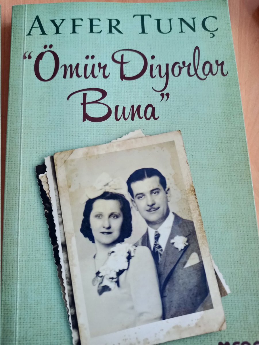 Benim hayatım da bir öykü olur mu diyoruz? Anlatmaya değer neler var yaşadıklarımızda? Her hayat kendi ritminde bir öykü bence. 
#AyferTunç #ÖmürDiyorlarBuna #söyleşi #CanÇağdaş