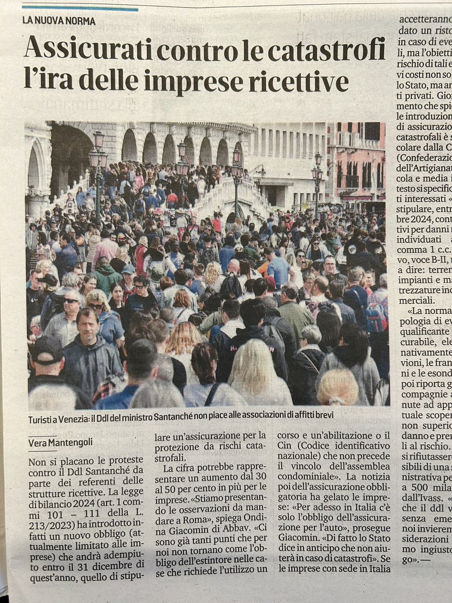 walteredicola's tweet photo. fatemi capire a Venezia nessuo offre assicurazioni contro #acquagranda a meno chè l’impresa non sia una grossa tipo moncler prada armami ecc ecc vero @VeraMantengoli via @nuova_venezia https://t.co/Ch621gWIQQ