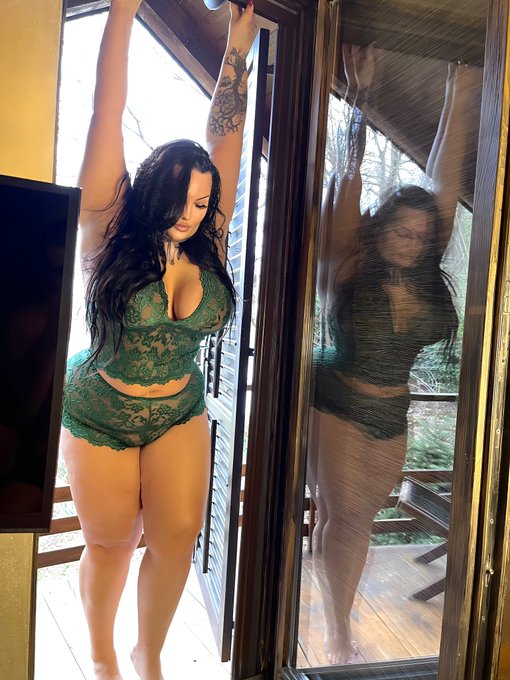 Good morning https://t.co/3JigfYGPPS<a href="/tag/bbw"class="tags"><span>#bbw</span></a><a href="/tag/boobs"class="tags"><span>#boobs</span></a><a href="/tag/busty"class="tags"><span>#busty</span></a><a href="/tag/bigass"class="tags"><span>#bigass</span></a><a href="/tag/bimbo"class="tags"><span>#bimbo</span></a><a href="/tag/curvylicio"class="tags"><span>#curvylicio</span></a>