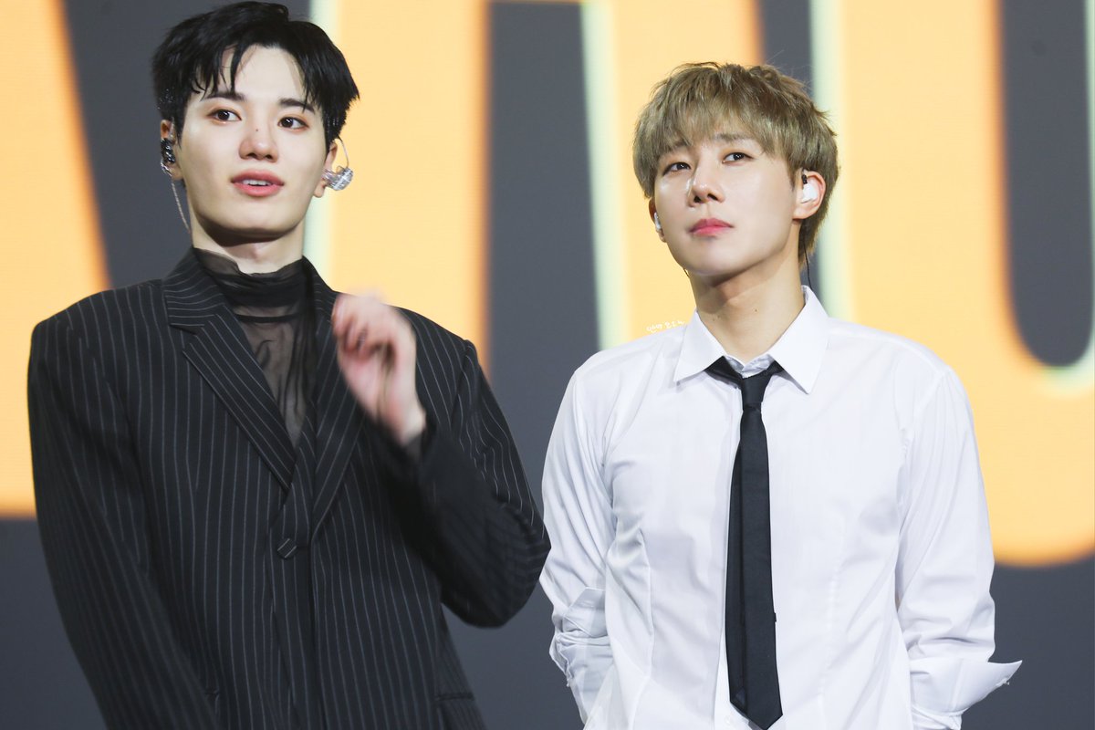 helloaurora's tweet photo. 230820 COMEBACK AGAIN ❣️
💛❤️
#성규 #김성규 #성종 #이성종 #인피니트 #INFINITE #KIMSUNGKYU #LEESUNGJEONG #SUNGKYU #SUNGJEONG #COMEBACK_AGAIN https://t.co/MIS9yWjI7B