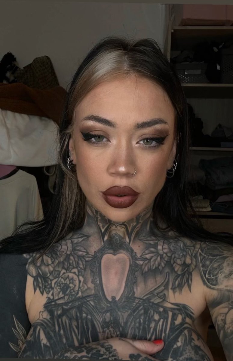 U like my new Colors ?? #splithair #newcolor #ink #sexy