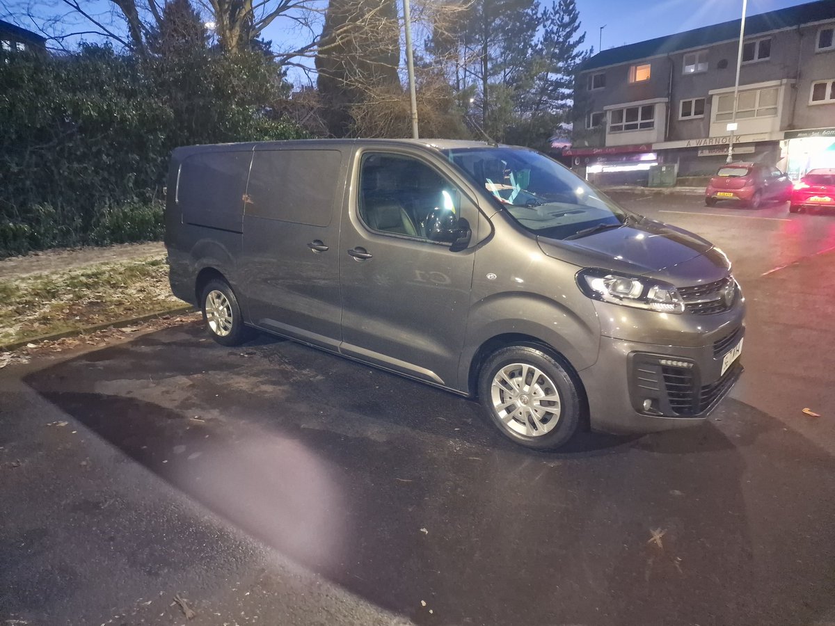 Heff_88's tweet photo. Anyone looking for a van 🚚
Vauxhall Vivaro 2.0 LWB sport 🚀
Space Grey 👽
38,735 miles 
2 years old 👶
Fully serviced 🧾
Racked and fully ply lined 🪵
Just under a year Warranty 🔧

£18,500 💷

Let me know if interested ❤️

Selling as ive went books in! https://t.co/bYsrWERlMe