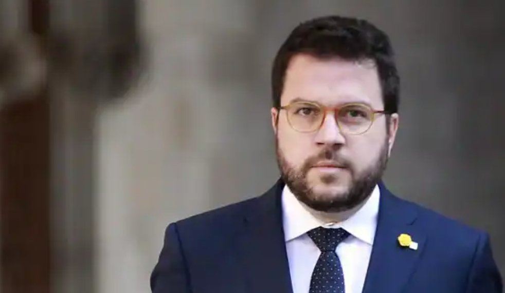 Josep Mª Mis Mar (@misjosep) on Twitter photo Aragonés qüestiona la catalanitat de qui demana obrir un debat sobre la immigració.
El petit dictador <a href="/perearagones/">Pere Aragonès i Garcia</a> titlla de xenòfobs i d'extrema dreta qui polemitzi sobre el tema tabú de l'esquerra, la immigració.
No tardarem gaire que #ERC repartirà carnets de catalanitat. Aragonés qüestiona la catalanitat de qui demana obrir un debat sobre la immigració.
El petit dictador <a href="/perearagones/">Pere Aragonès i Garcia</a> titlla de xenòfobs i d'extrema dreta qui polemitzi sobre el tema tabú de l'esquerra, la immigració.
No tardarem gaire que #ERC repartirà carnets de catalanitat.