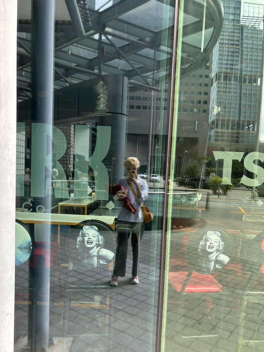 你的一日男友💛
#周棋洛 #kiro #cosplay #恋与制作人