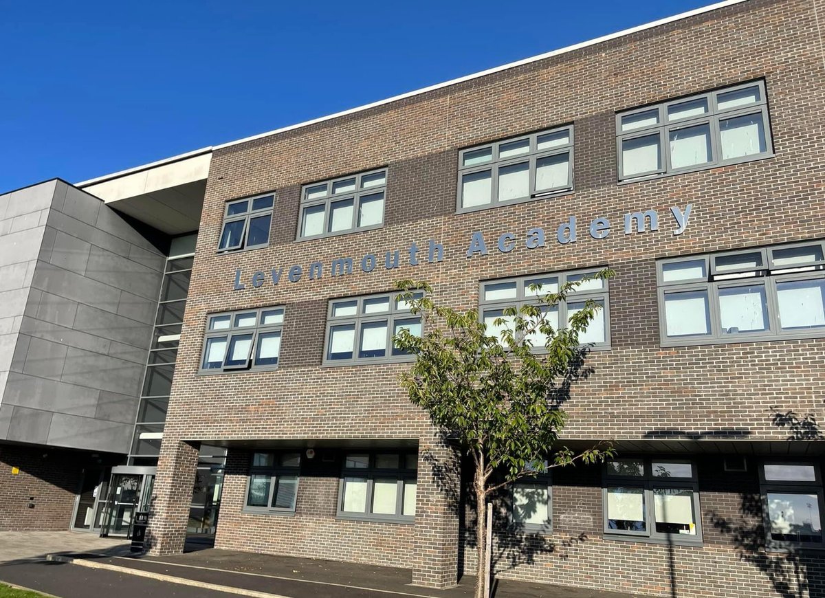 ITS_NDT's tweet photo. Everyday is a school day and yesterday was no exception! 📚✏️

Stashia Grieve and George Shields MinstNDT visited Levenmouth Academy again for our annual introduction to NDT sessions to provide an insight into International Testing Services and the projects/sectors we work with. https://t.co/Sk6xiCpvsk