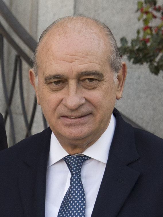 joan200011's tweet photo. Jorge F. Diaz. "Si per defensar Espanya cal matar una persona, doncs es fa" 
Aquí us deixo la cara d'un fill de la gran puta, ultra catòlic !!! https://t.co/bLgORVQKfw
