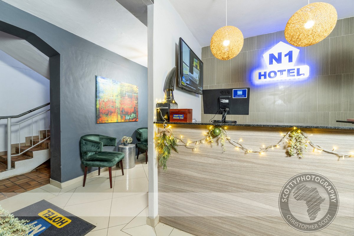 ScottyPhoto's tweet photo. In early December I was contracted by the N1 Hotel in Vic Falls to photograph their newly renovated rooms and public areas. Being early December the weather plays a constant stress factor but thankful it behaved and blue skies prevailed, allowing me to create some great images! https://t.co/1Yhx1Xi6pF