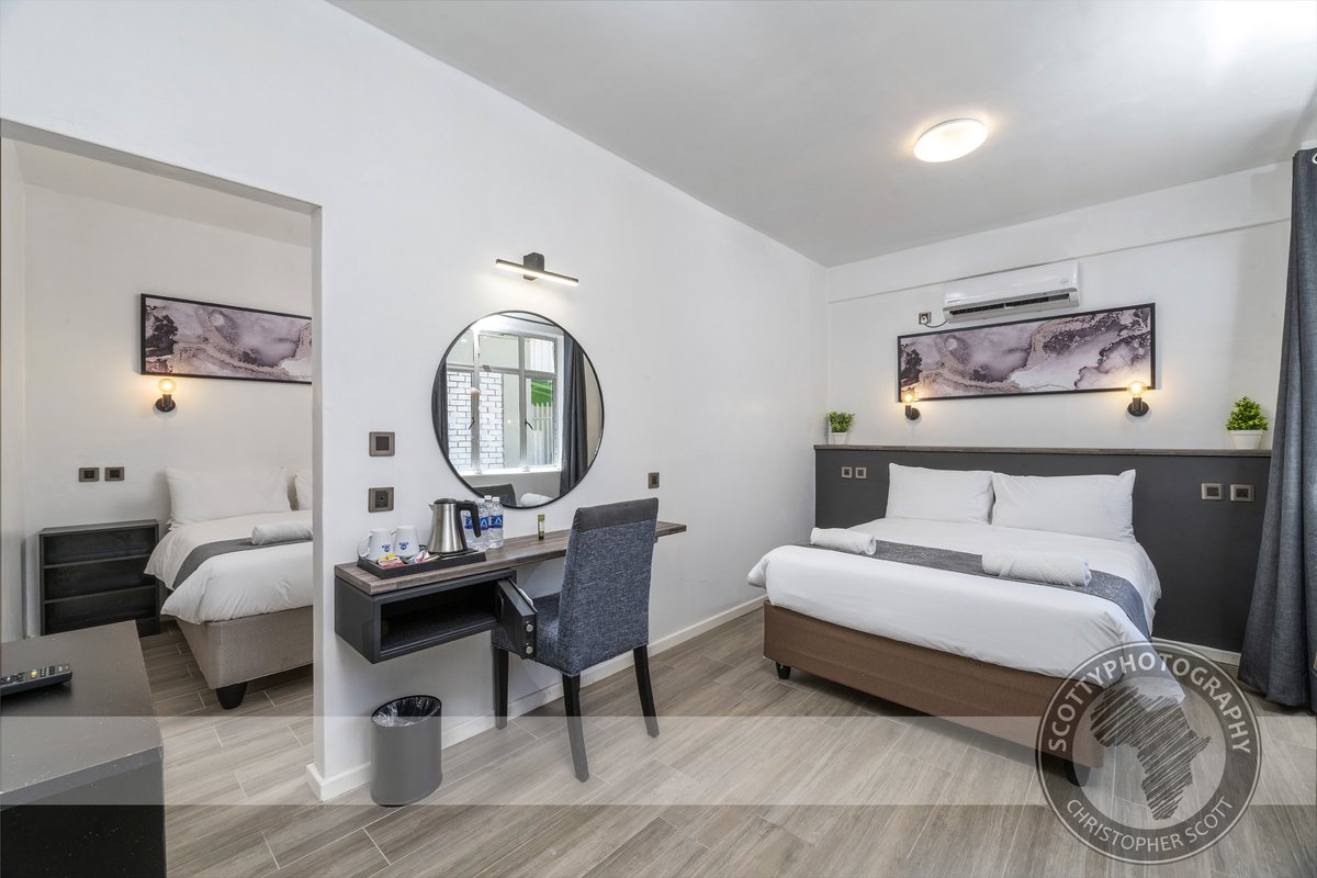 ScottyPhoto's tweet photo. In early December I was contracted by the N1 Hotel in Vic Falls to photograph their newly renovated rooms and public areas. Being early December the weather plays a constant stress factor but thankful it behaved and blue skies prevailed, allowing me to create some great images! https://t.co/1Yhx1Xi6pF