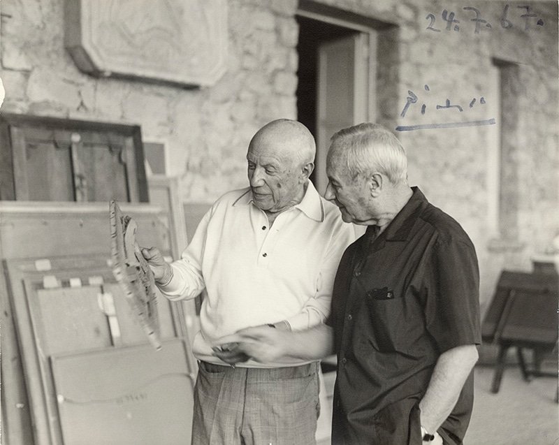 A pesar de sus radicales diferencias, personales y artísticas, #PabloPicasso y #JoanMiró se quisieron y respetaron profundamente. La exposición 'Miró-Picasso' que organizan, producen y acogen conjuntamente el #MuseuPicasso Barcelona y la #FundacióJoanMiró reúne cientos de obras y…