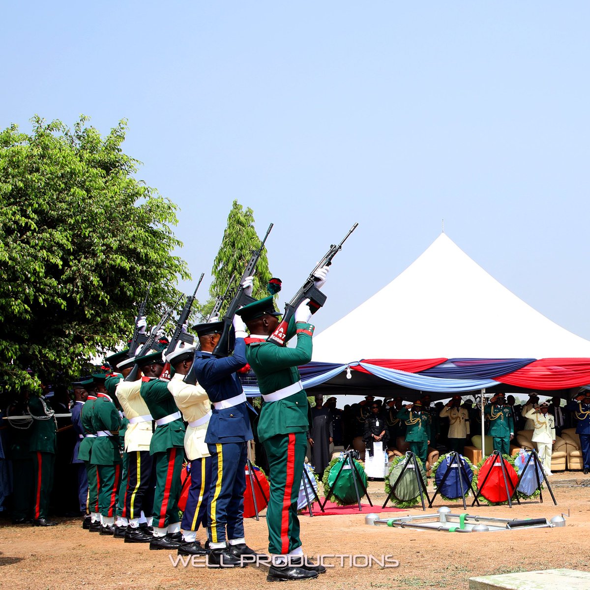 ChimaOkorie's tweet photo. Armed Forces Remembrance Day. Celebrating the Living and Remembering our Fallen Heroes! 
#ThankASoldier
#ArmedForcesRemembranceDay
#wewillAlwaysRemember
#Bravery
#Selflessness 
#UndyingLoyalty
#documentarytales
#documentaryphotography
#wellproductions
#abuja
#lagos
#nigeria https://t.co/BQbYlcGF9a