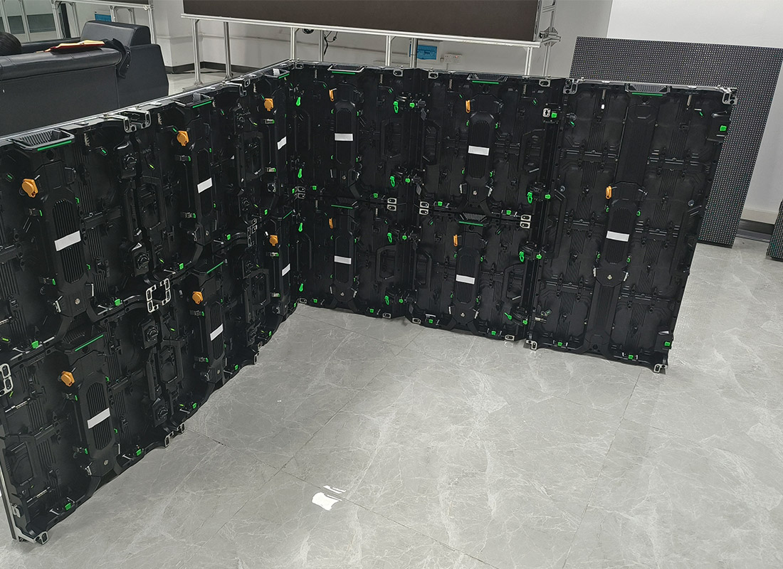 BAITRONICS's tweet image. 💫Featuring a stunning 3840Hz refresh rate, superior heat dissipation, and Diversified Installation Methods ! Learn More：baitronics.com/.../baitronics…
 #XYPROSeries #LEDDisplays #Innovation #LEDVideoWall #ledscreen #ledfloor #dooh #leddisplay #rentalscreen #show #music #outdoor