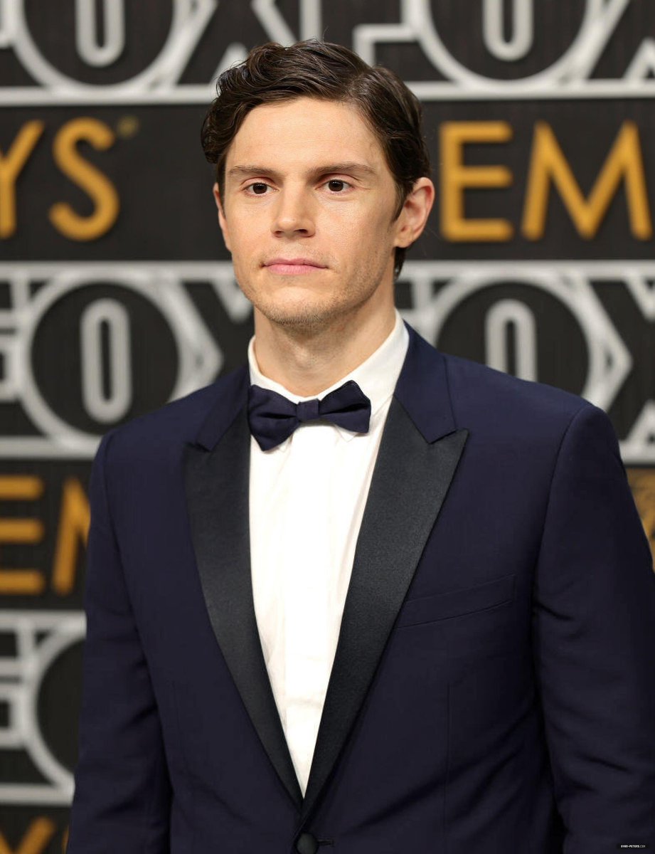 epeterscom's tweet photo. 📸 Evan Peters at the 75th Primetime Emmy Awards held at the Peacock Theater on January 15, 2024 in Los Angeles, California.
🔗 https://t.co/ajH1HalC8J https://t.co/dpC6tOK6bg