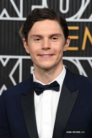 epeterscom's tweet photo. 📸 Evan Peters at the 75th Primetime Emmy Awards held at the Peacock Theater on January 15, 2024 in Los Angeles, California.
🔗 https://t.co/ajH1HalC8J https://t.co/dpC6tOK6bg