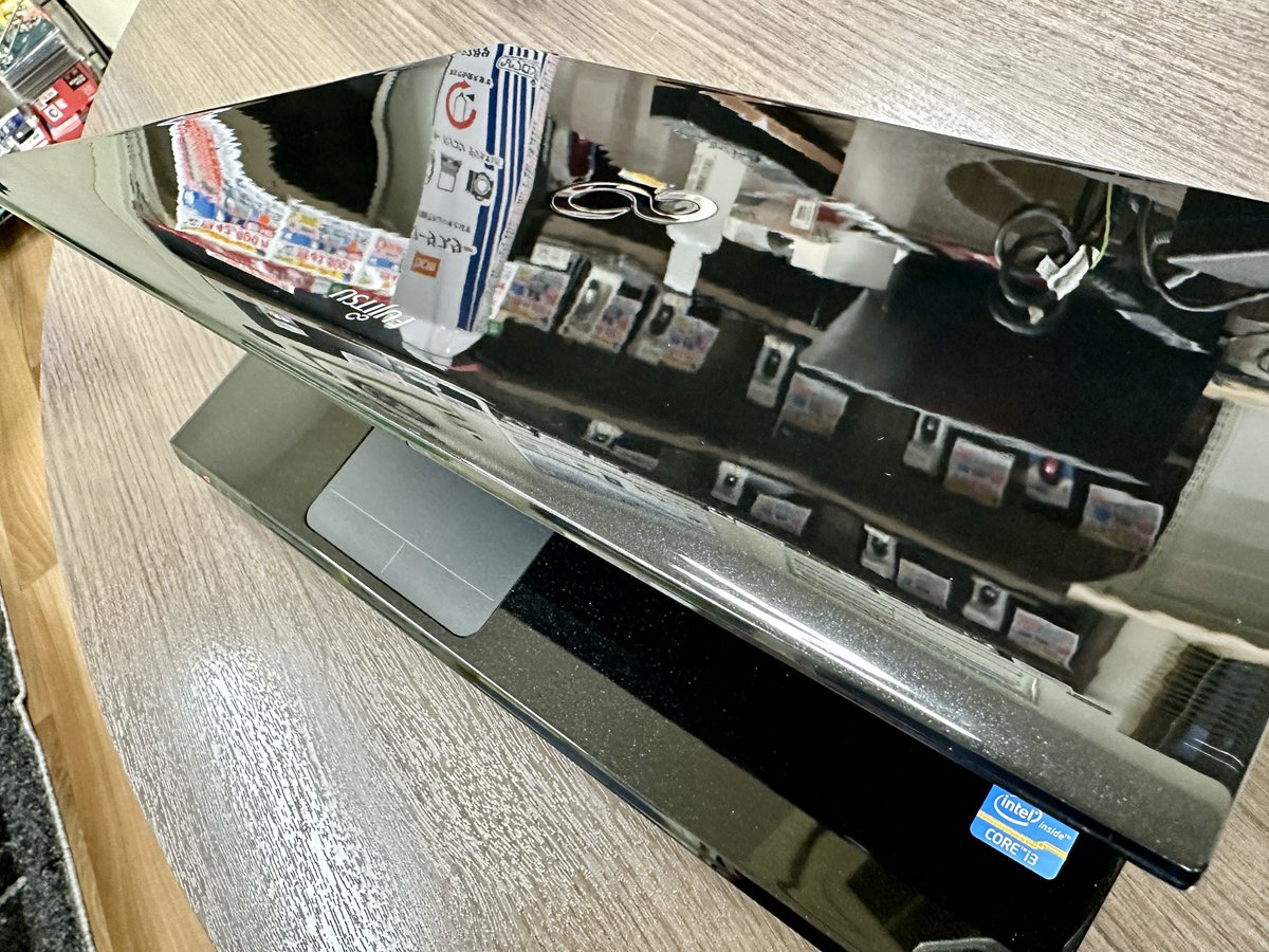 部品調達で若干お時間を頂戴してしまったので、勝手ながらお詫びにビカビカ✨に仕上げさせていただきました😁

#気仙沼
#パソコン修理