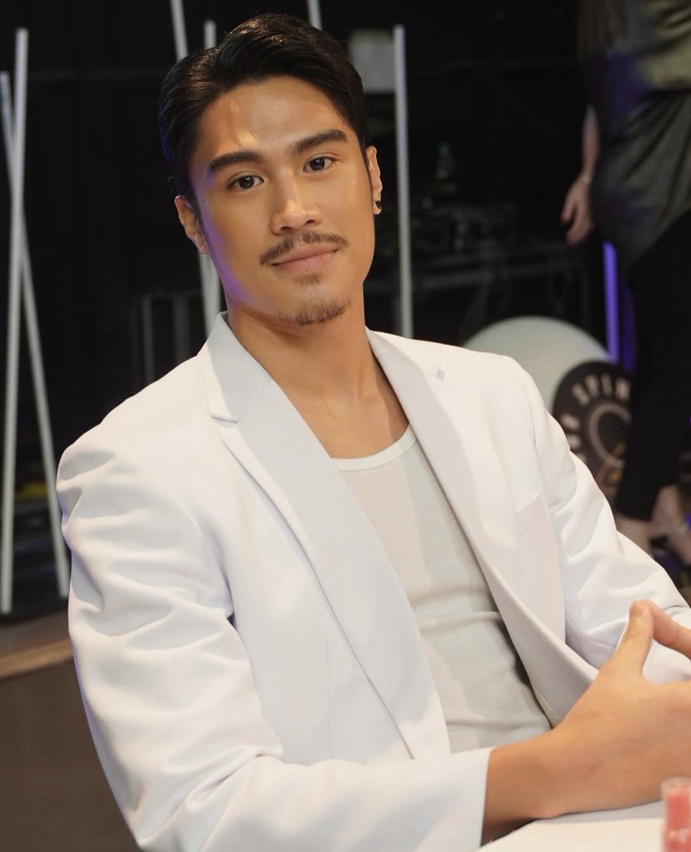 kowalerts's tweet photo. New look Star Magic Hearthrob Jeremiah Lisbo 🔥🥰🥰🔥 https://t.co/KiNHUlyv8A