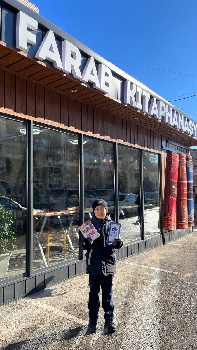 FKeskin06's tweet image. Kitaplarımız Kazakistan’ın Türkistan şehrindeki en büyük kütüphane olan Farab Kütüphanesinin Türkistan Pazarı’nda açtığı yeni şubede de okuyucularla buluşacak.

#GökTürkler
#DîldenDile
#ŞairinÖlümü