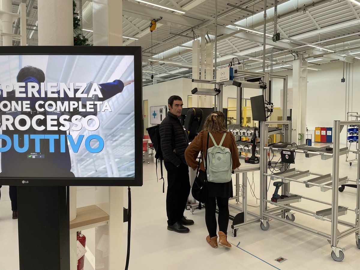 LCAMP_CoVEs's tweet image. Morning from @madecc40 ! 

LCAMP-ers well arrived to Milan for the 4th in-person meeting, which includes: 

🤖ADMA methodology training and a tour of MADE technology areas.
🤖Last outcomes &amp;amp; progress of the project 
🤖 Visit to @madecc40 

#CoVEs #EuropeanYearOfSkills